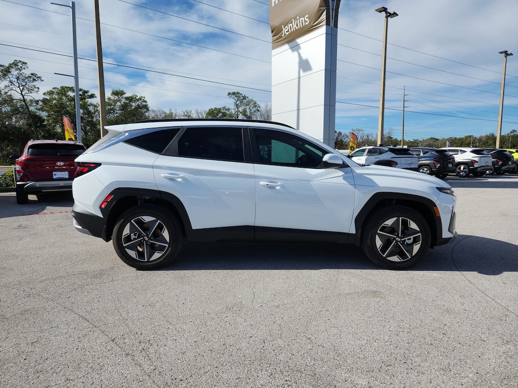 New 2026 Hyundai Tucson Hybrid SEL SUV