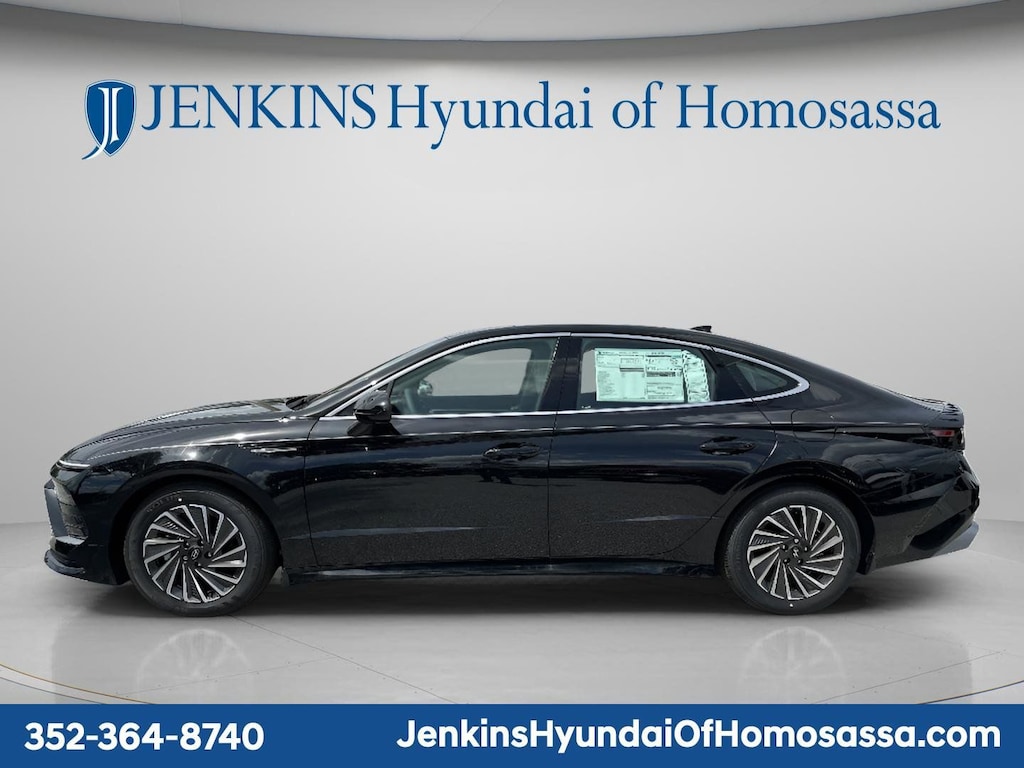 New 2025 Hyundai Sonata Hybrid SEL Sedan