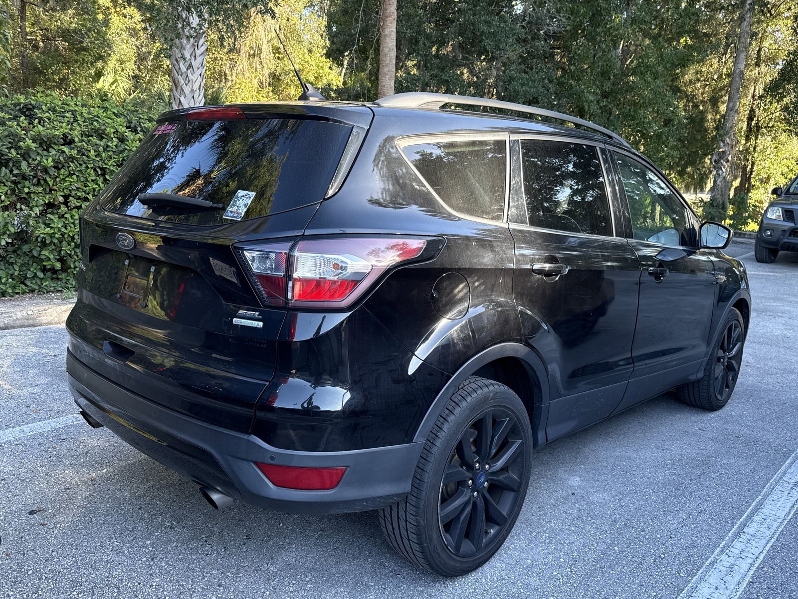 2018 Ford Escape SEL photo 4