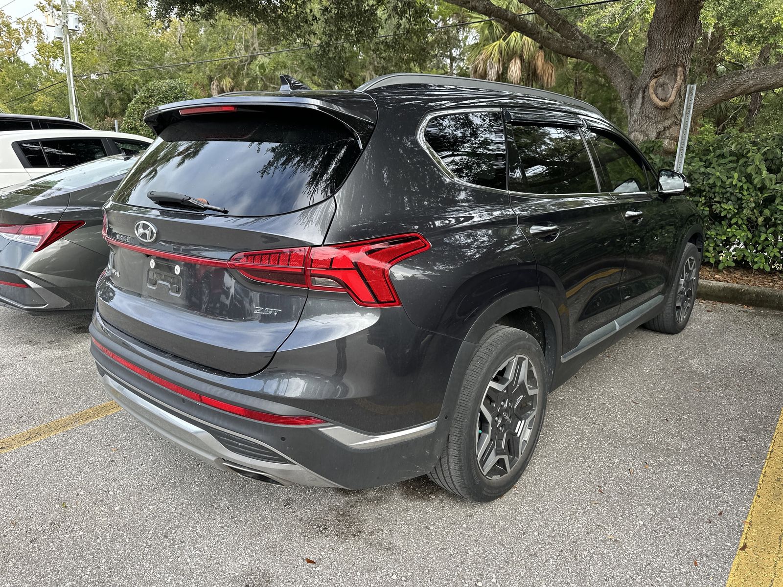 2021 Hyundai Santa Fe Limited photo 4