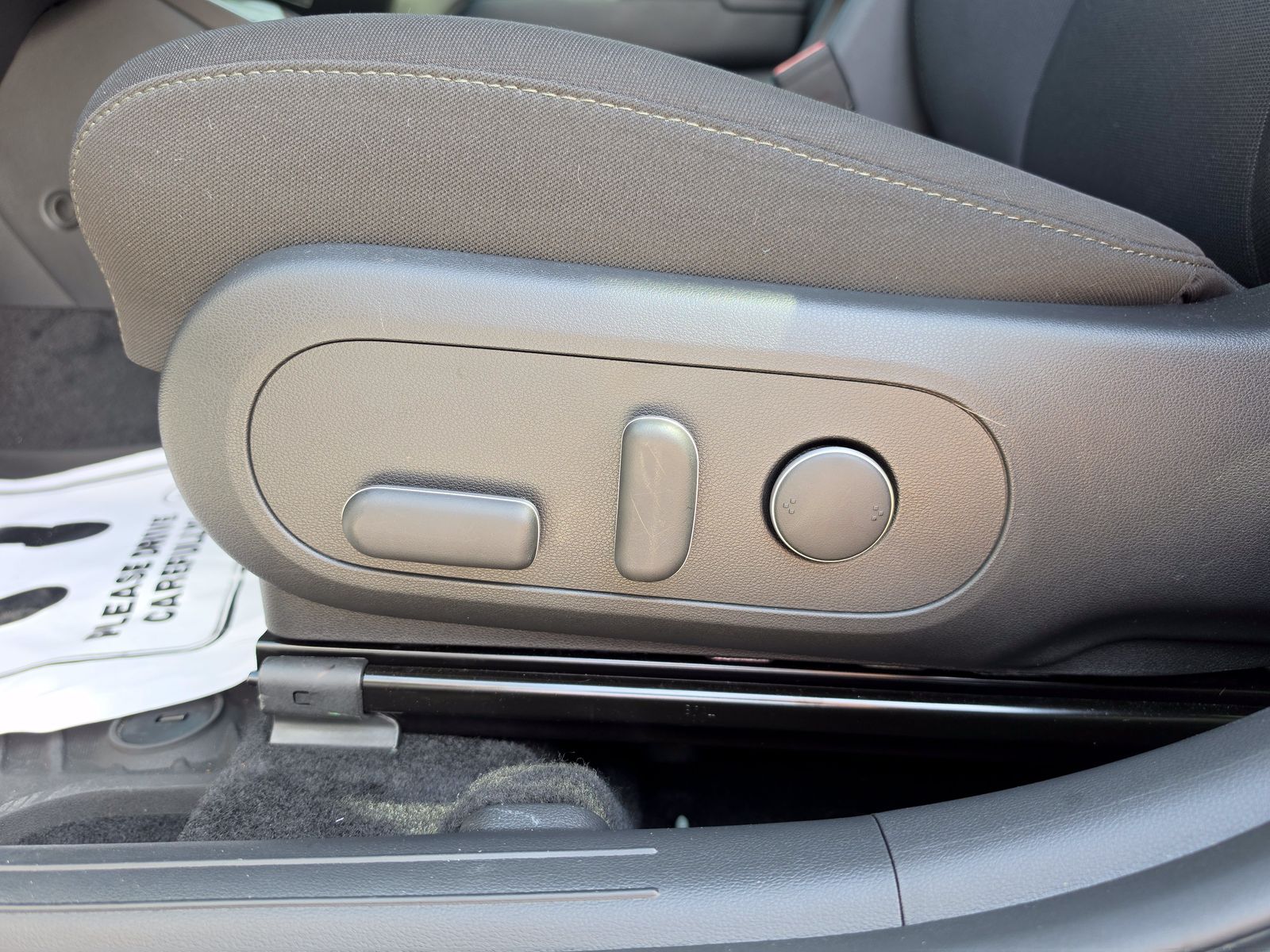 2025 Hyundai Kona SEL Convenience - Photo 22