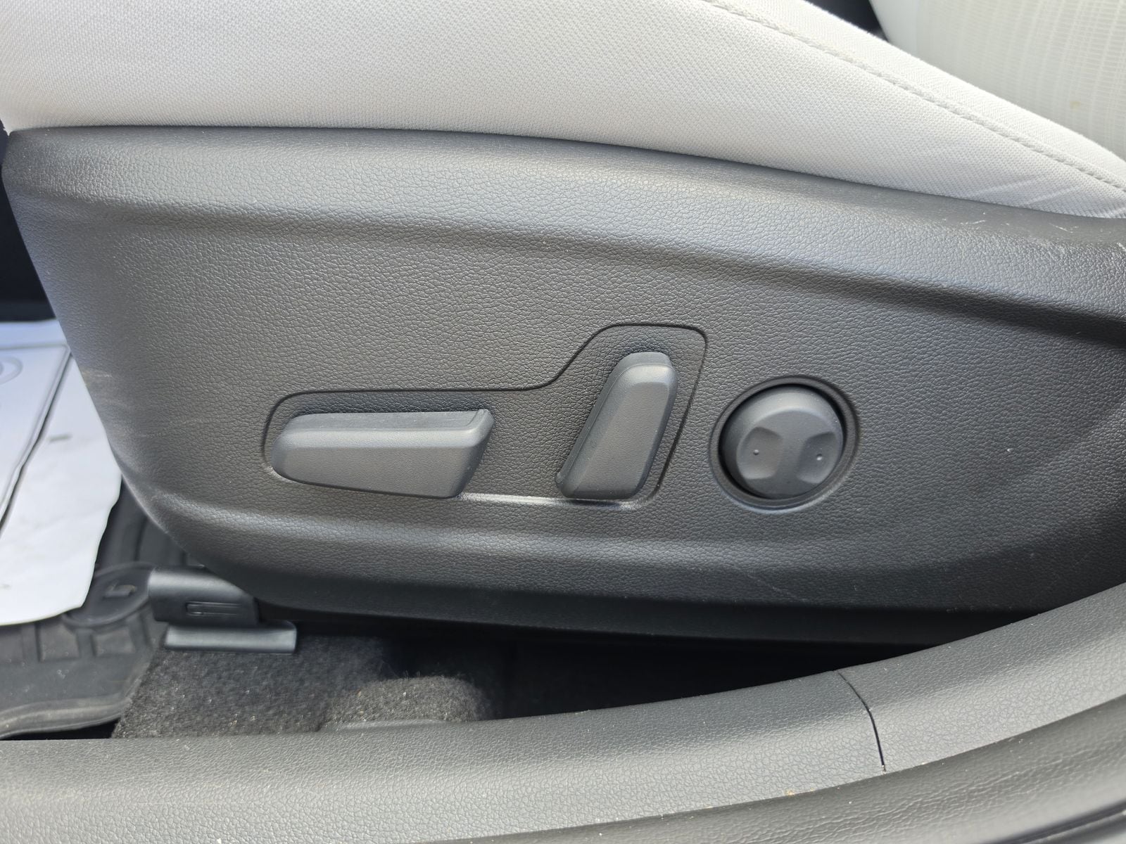 2023 Hyundai Kona SEL - Photo 22