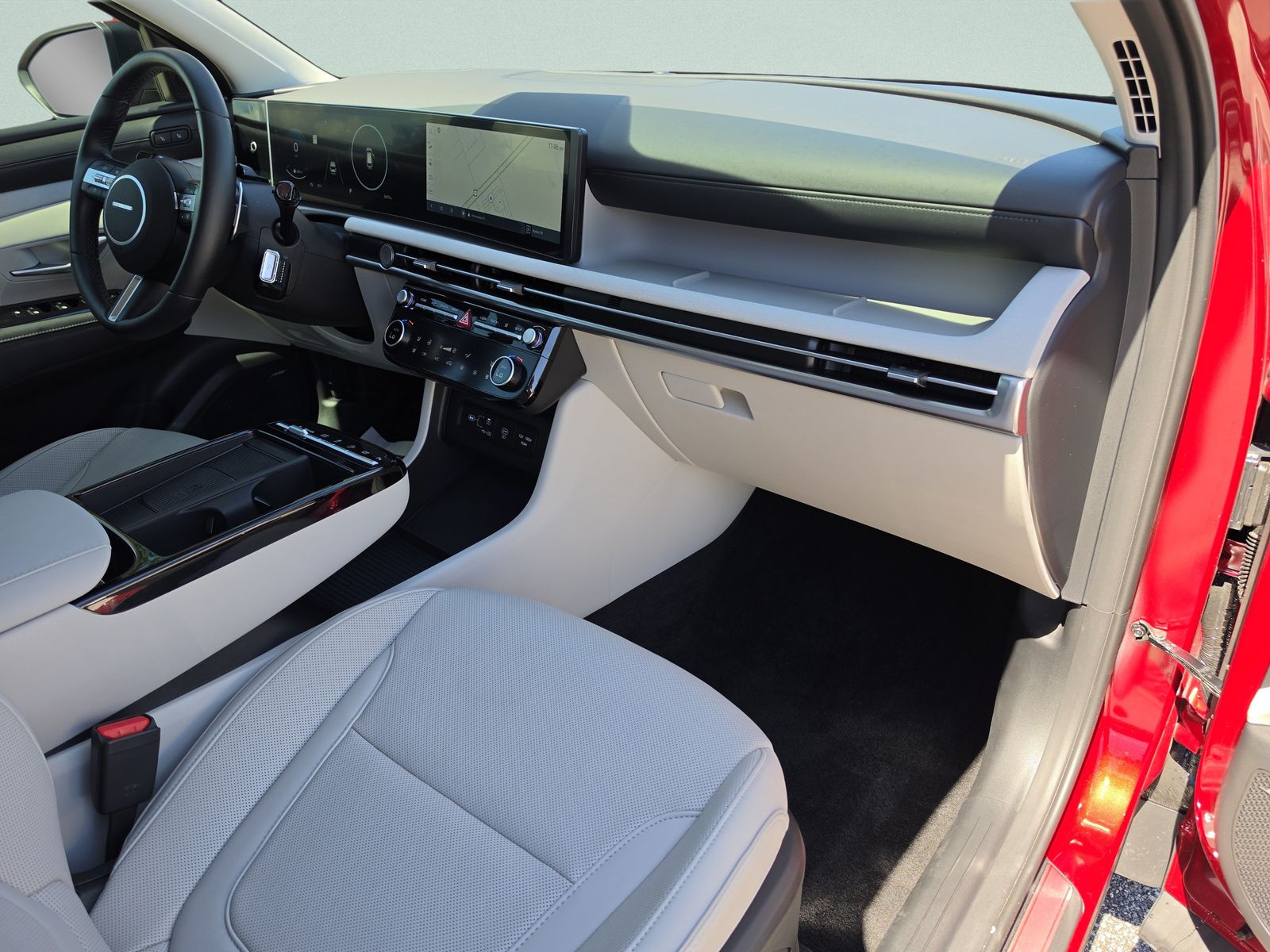 2025 Hyundai Tucson Limited - Photo 15