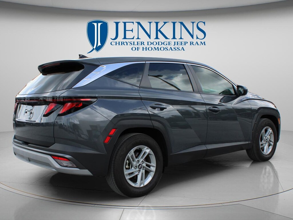 Certified 2025 Hyundai Tucson SE SUV