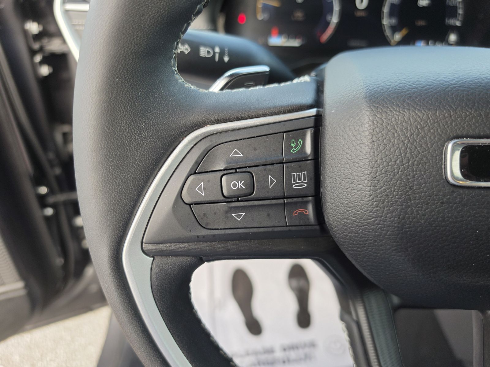 2024 Jeep Grand Cherokee Laredo - Photo 33