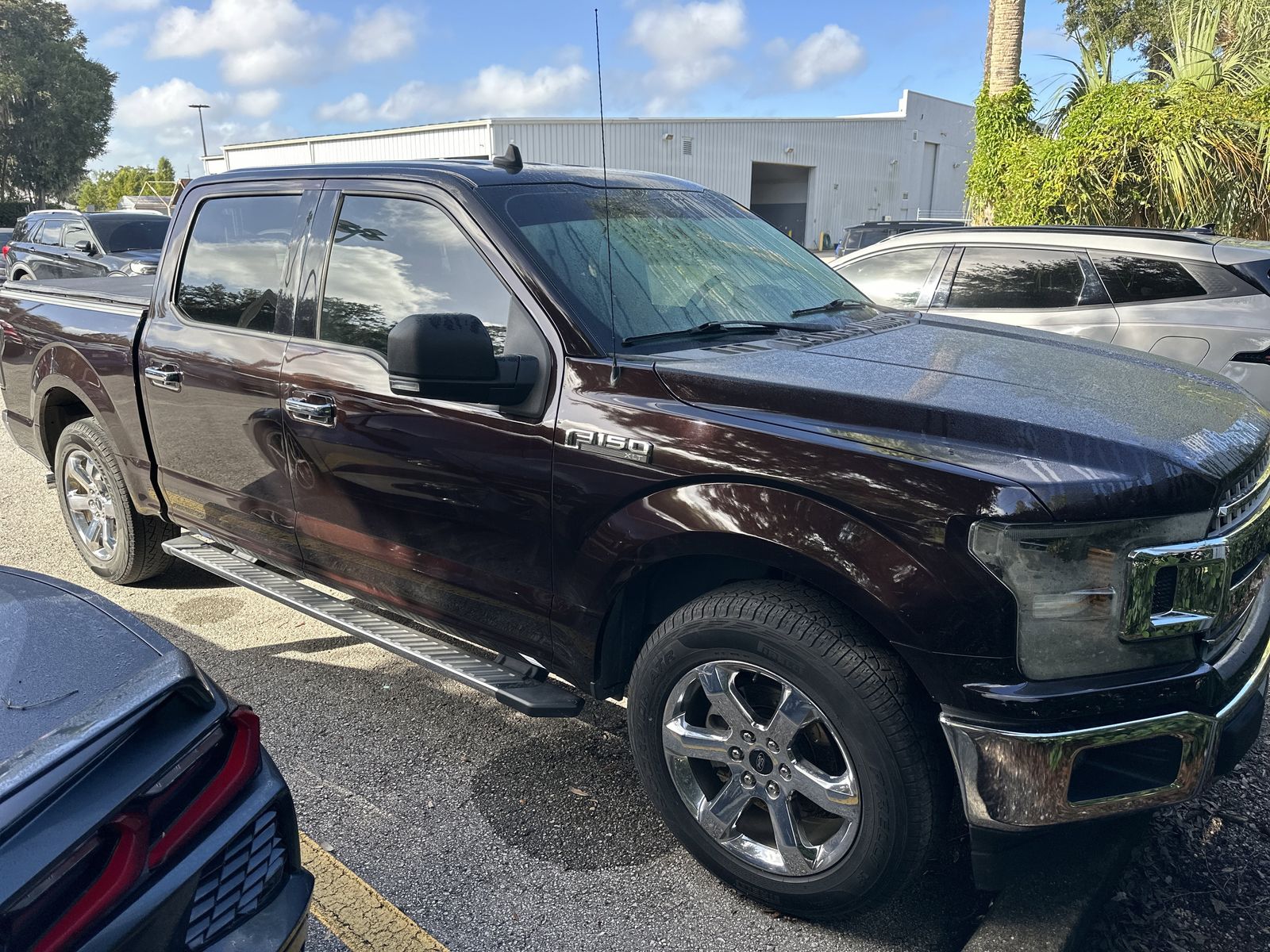 2019 Ford F-150 XLT photo 2