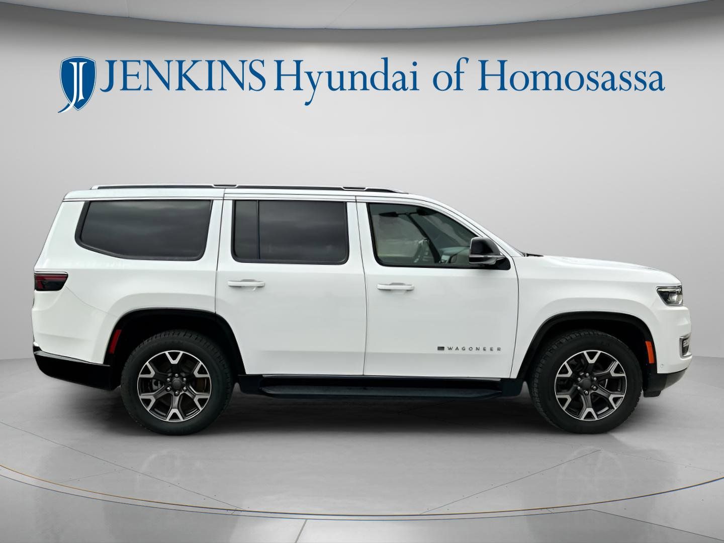 2023 Jeep Wagoneer