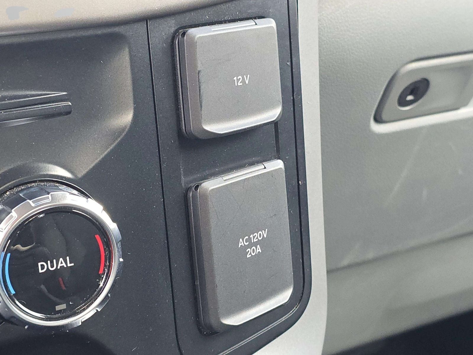 2024 Ford F-150 XLT - Photo 26