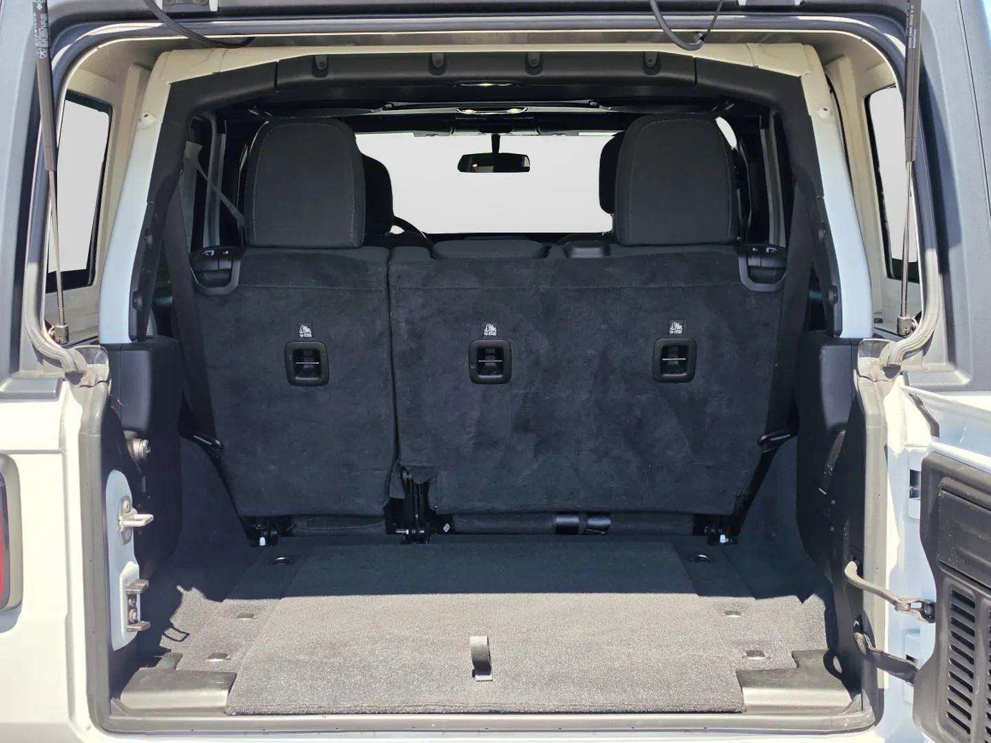 2022 Jeep Wrangler Unlimited Sport S - Photo 23