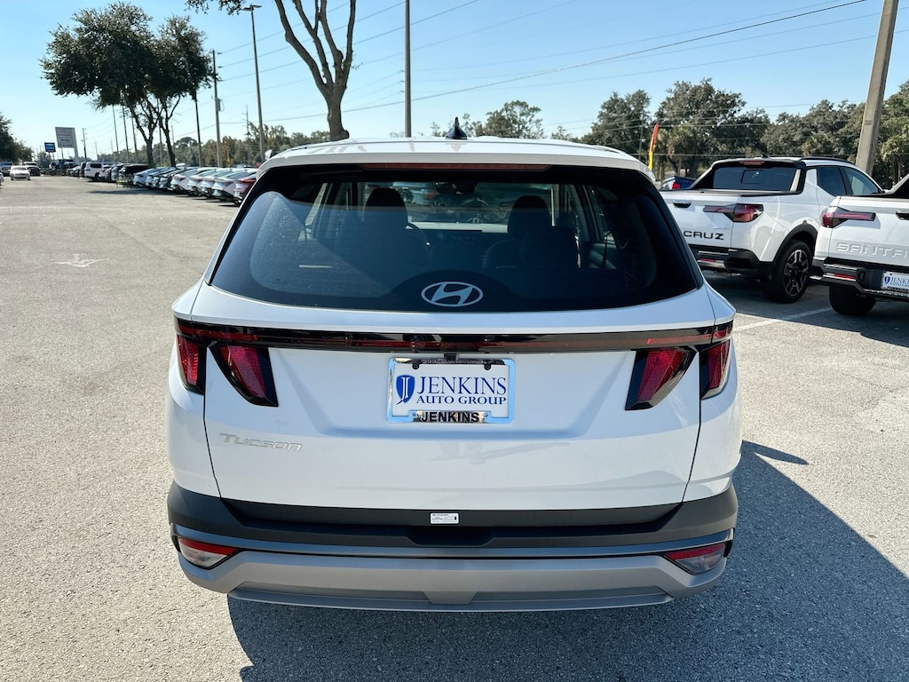 New 2026 Hyundai Tucson SE SUV