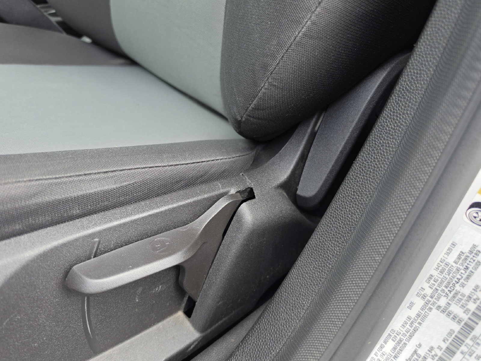 2018 Ford Fiesta S - Photo 22