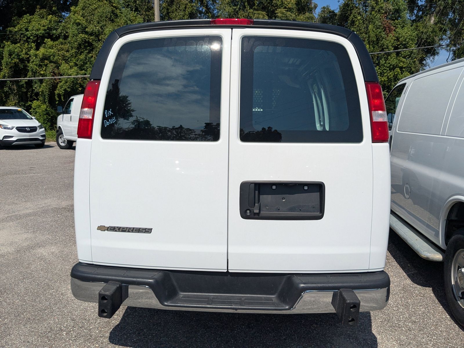 2024 Chevrolet Express Cargo 2500 Work Van photo 3