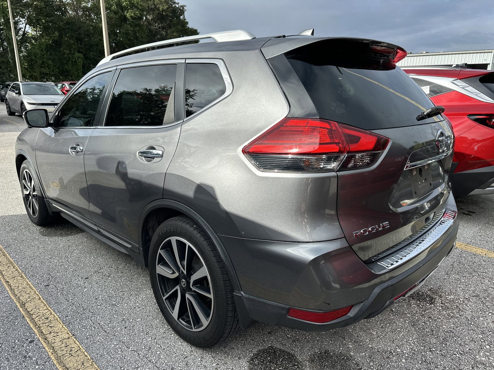 2017 Nissan Rogue SL photo 4