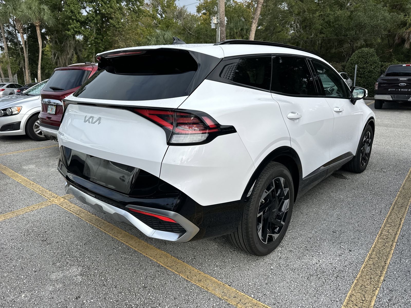 2023 Kia Sportage photo 4
