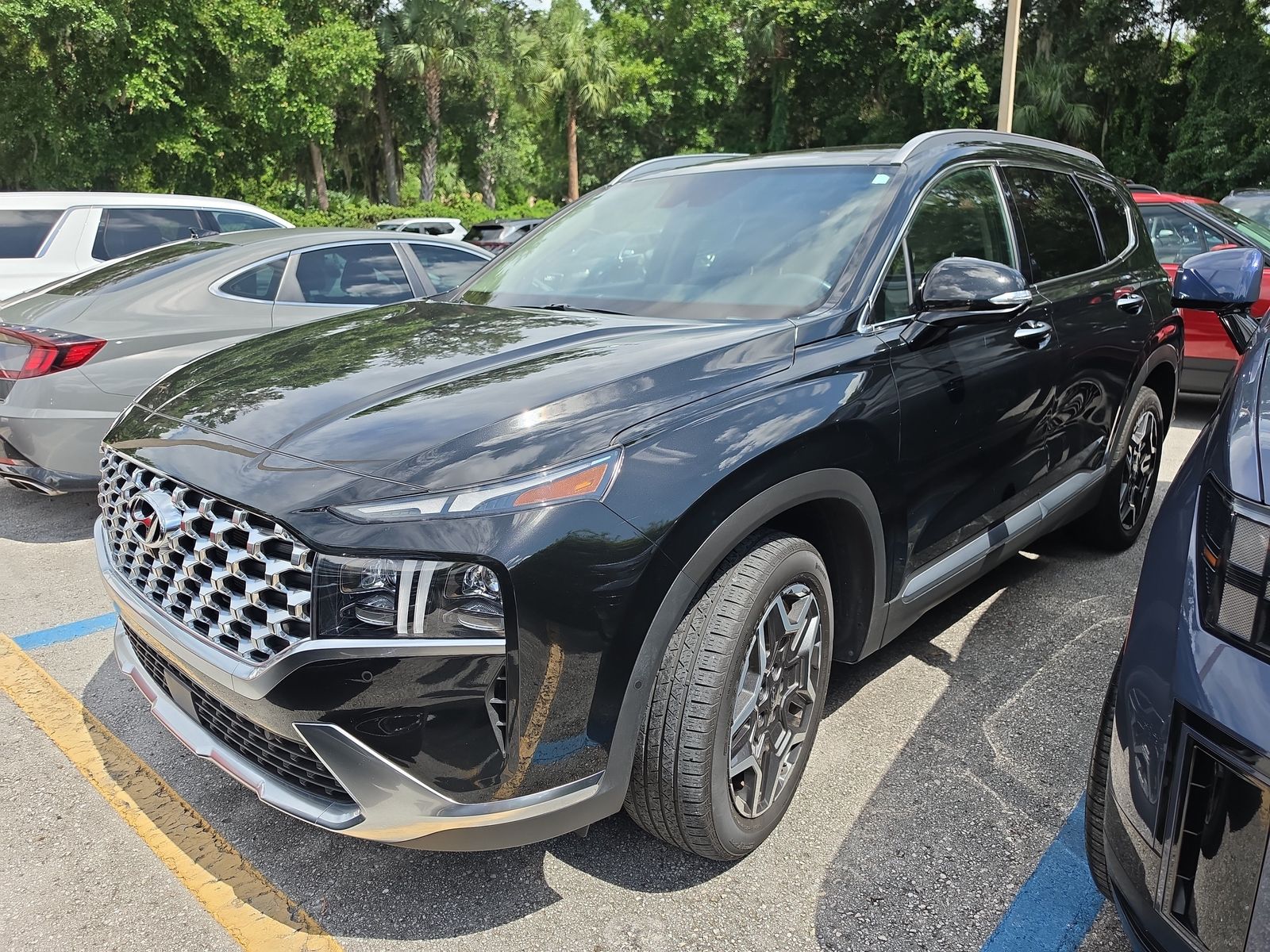 2023 Hyundai Santa Fe Limited - Photo 7