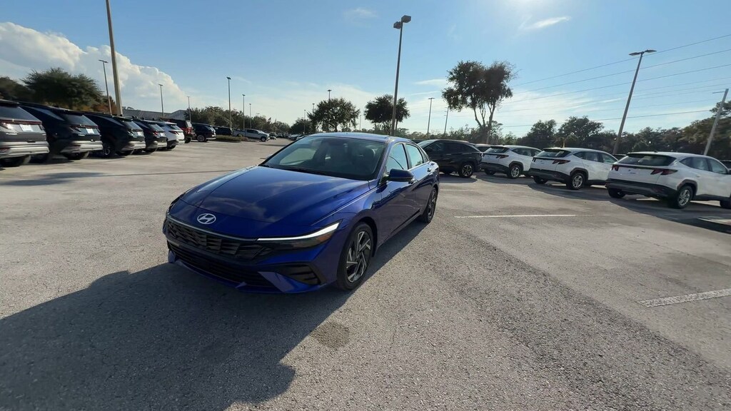 New 2026 Hyundai Elantra Limited Sedan