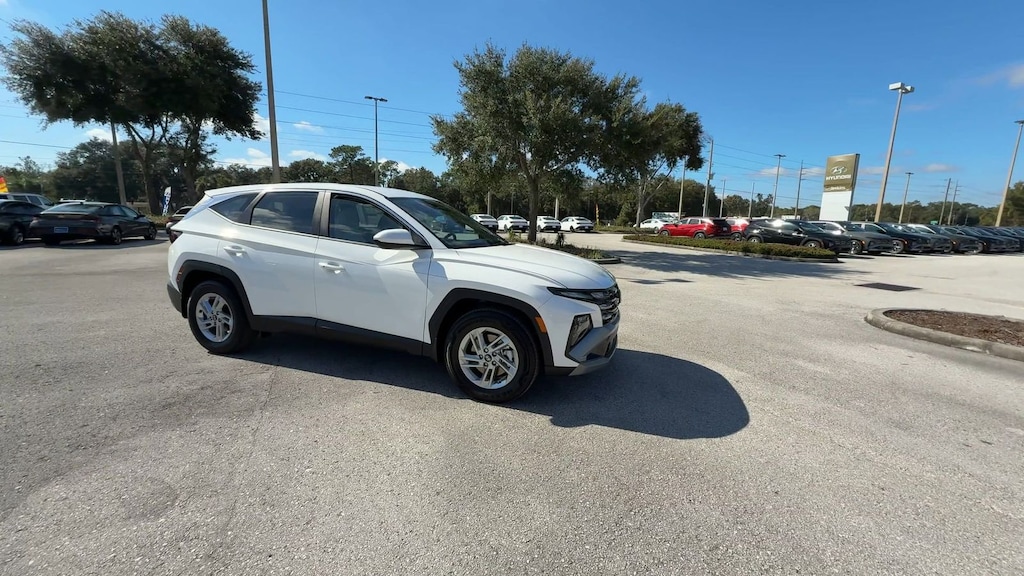 New 2026 Hyundai Tucson SE SUV