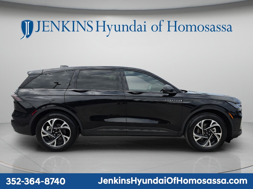 Used 2024 Lincoln Nautilus Premiere SUV