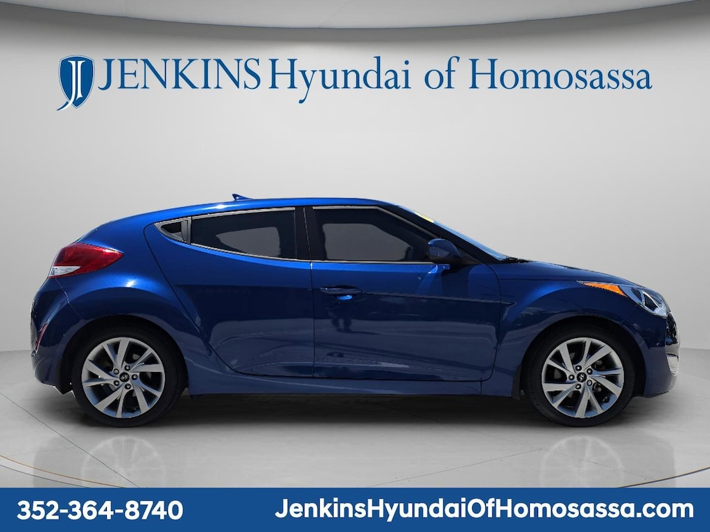 Used 2017 Hyundai Veloster Base Hatchback