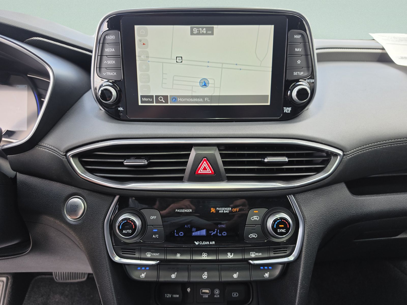 2020 Hyundai Santa Fe Limited - Photo 25