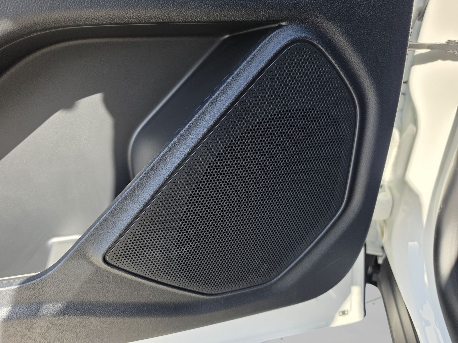 2026 Ford Explorer ST-LINE - Photo 22