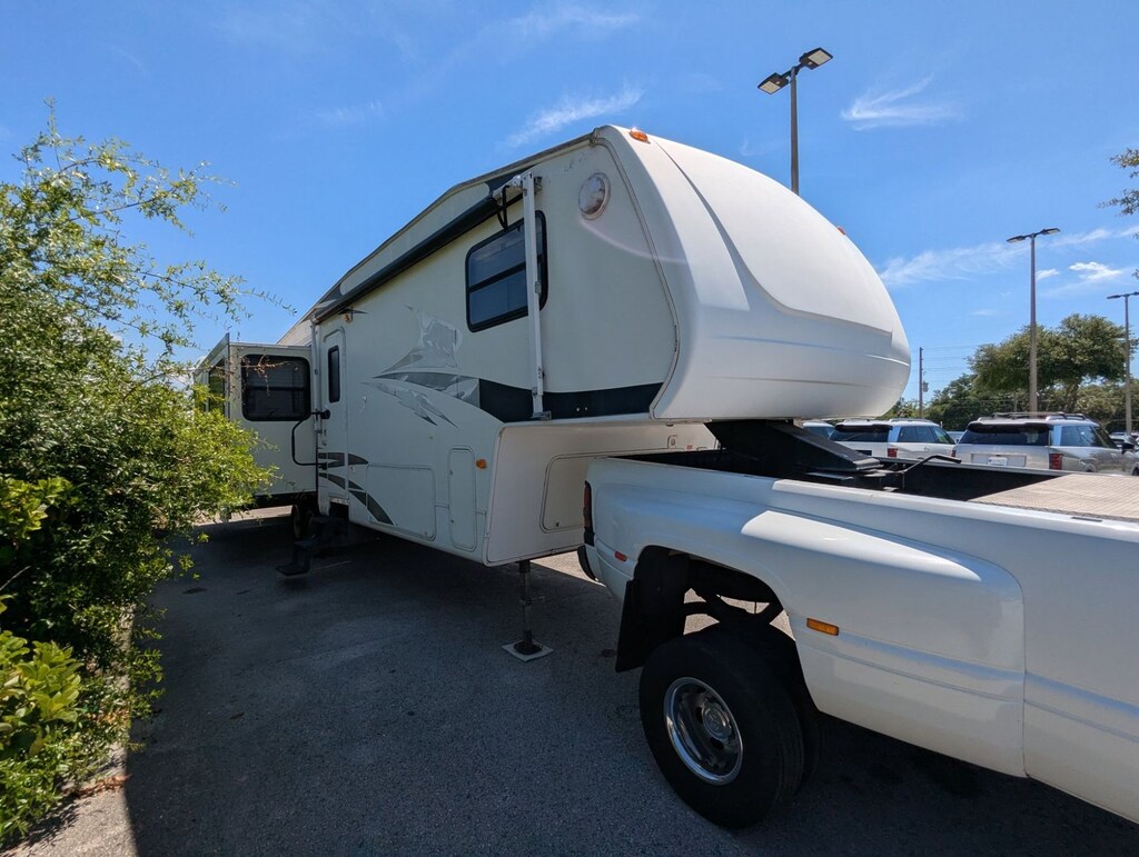 Used 2006 Keystone Cougar