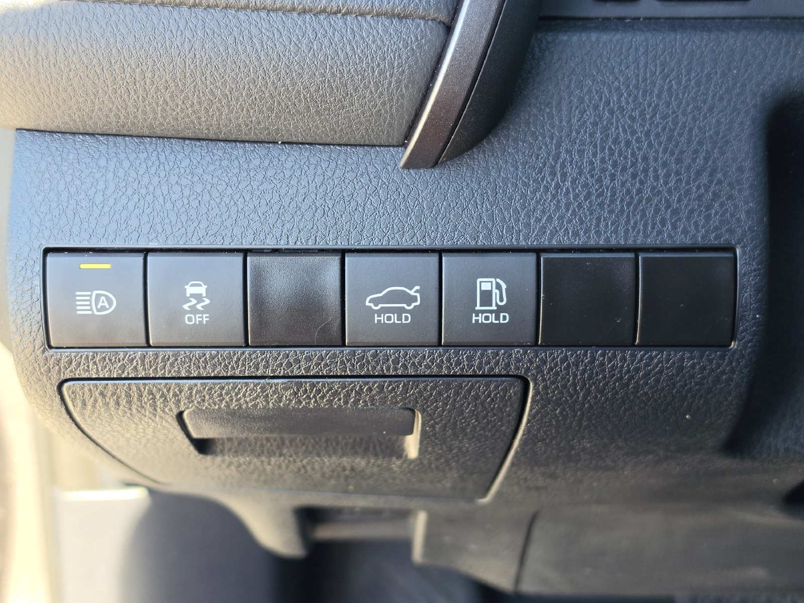 2024 Toyota Camry SE - Photo 31
