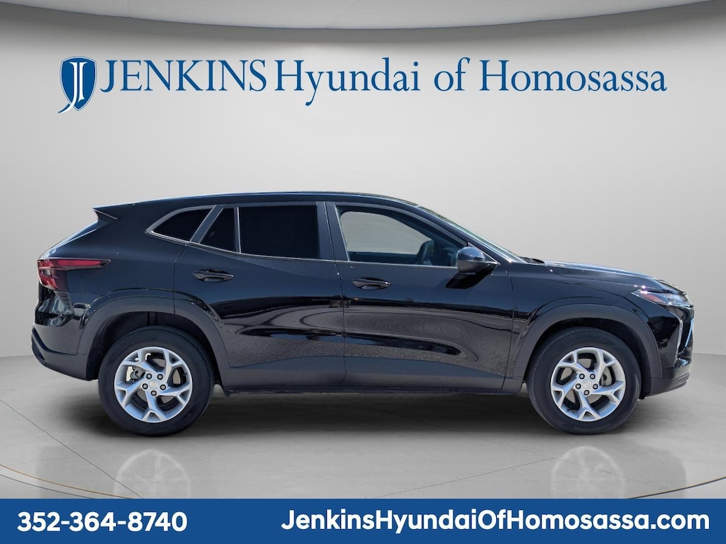 Used 2024 Chevrolet Trax LS SUV