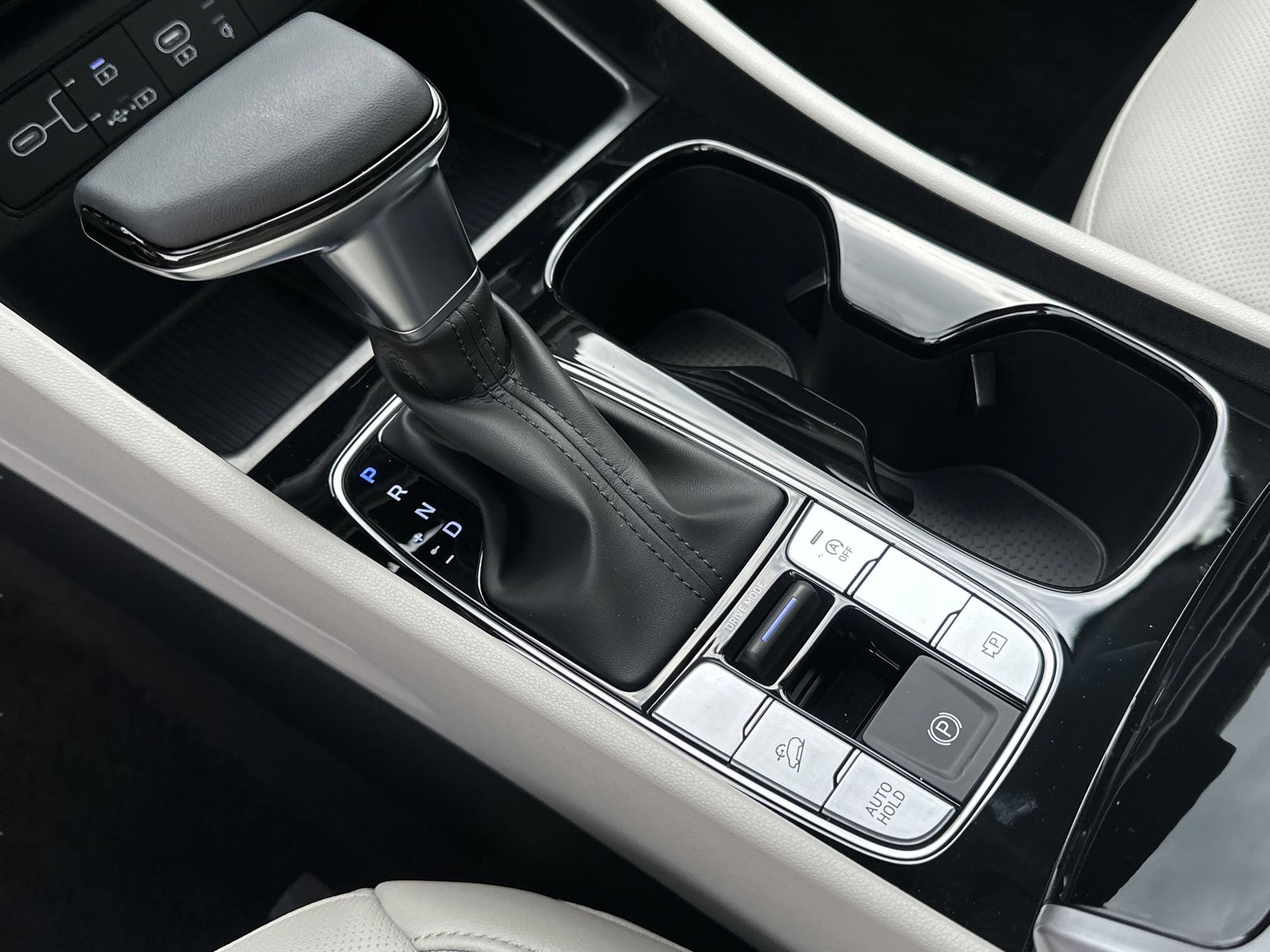 2025 Hyundai Tucson SEL Convenience - Photo 24