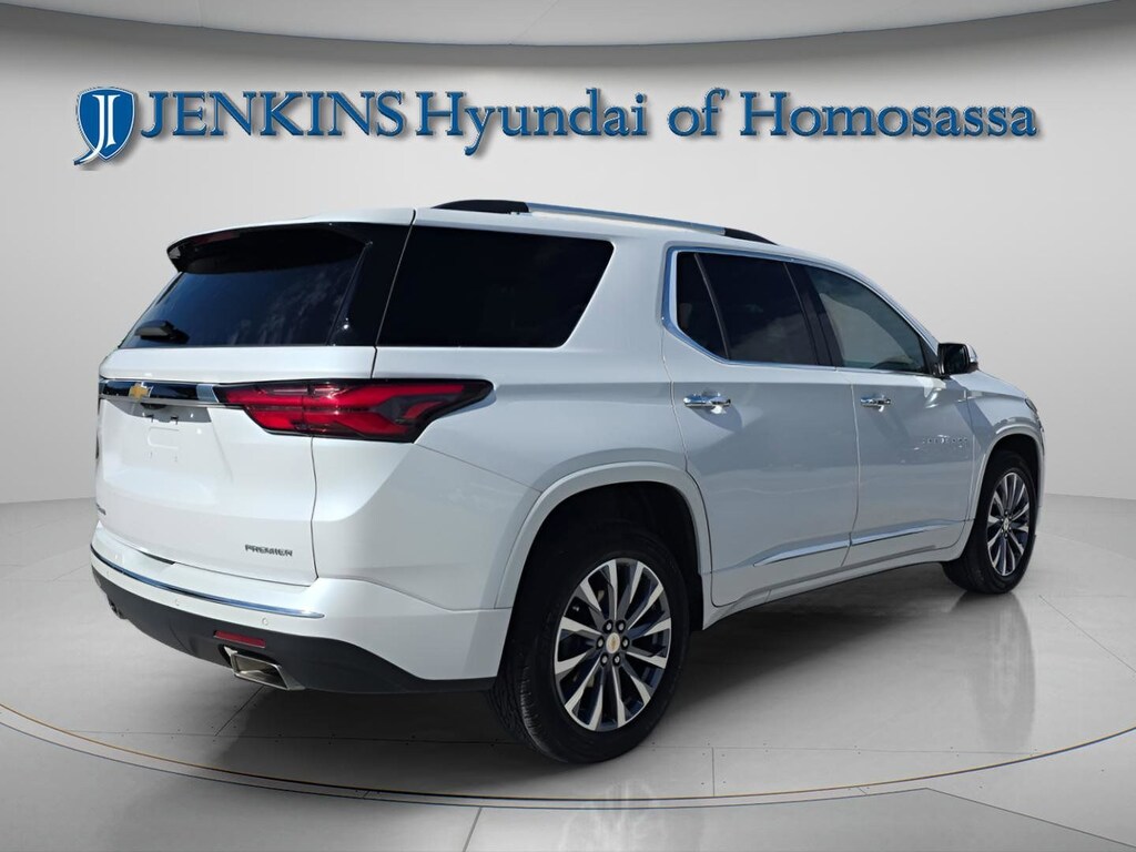 Used 2022 Chevrolet Traverse Premier SUV