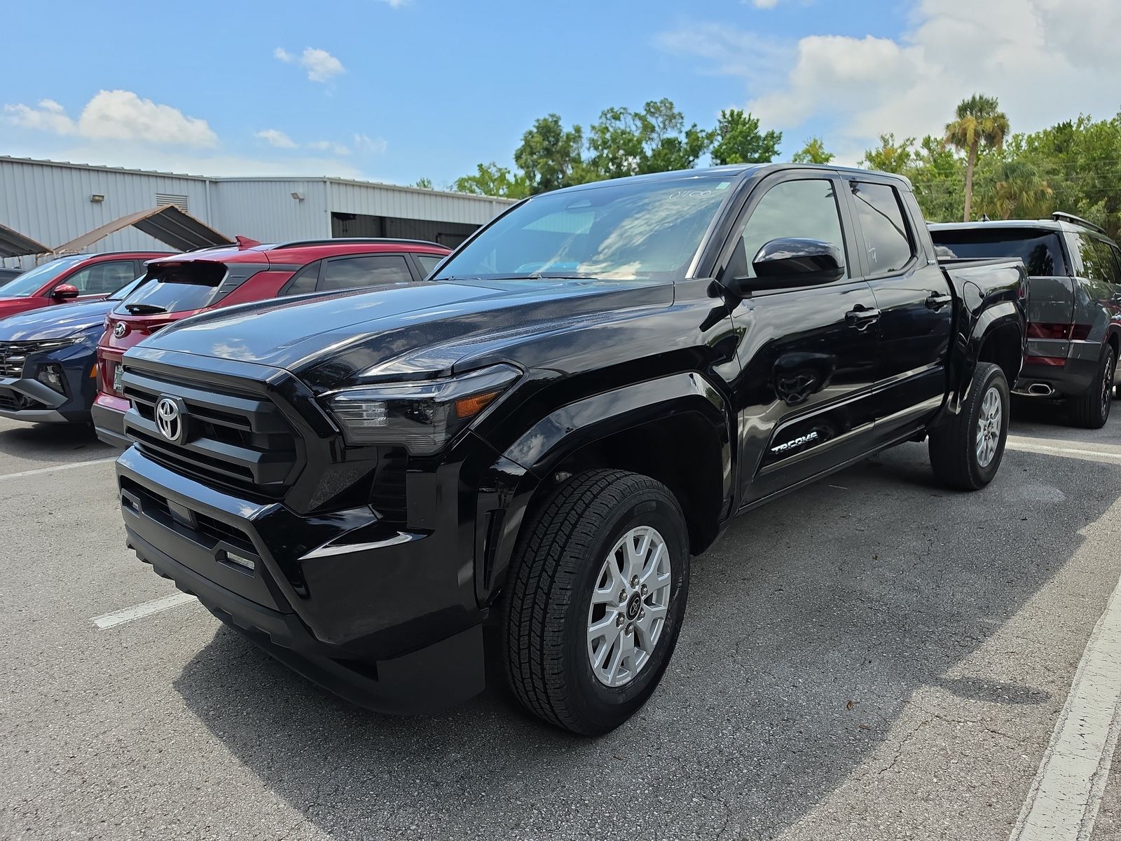 2024 Toyota Tacoma SR5 - Photo 7