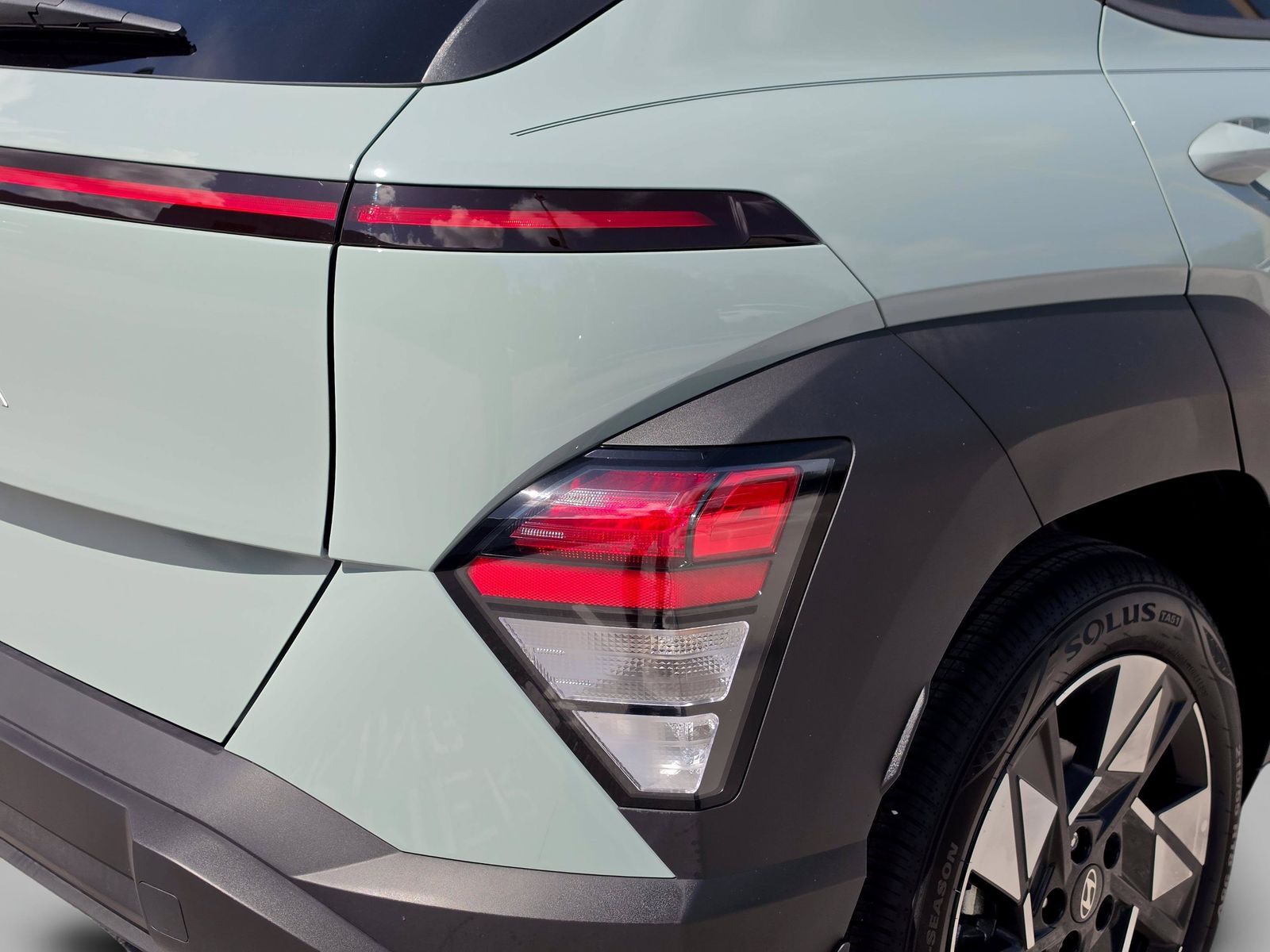 2025 Hyundai Kona SEL Convenience - Photo 38