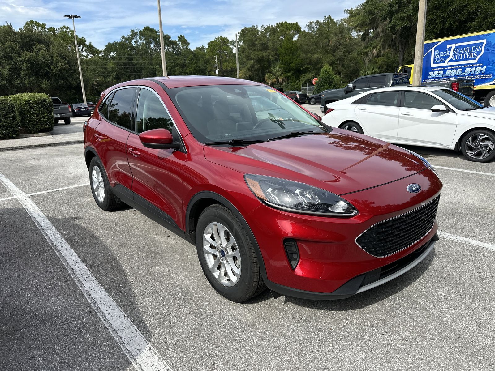 2021 Ford Escape SE photo 3