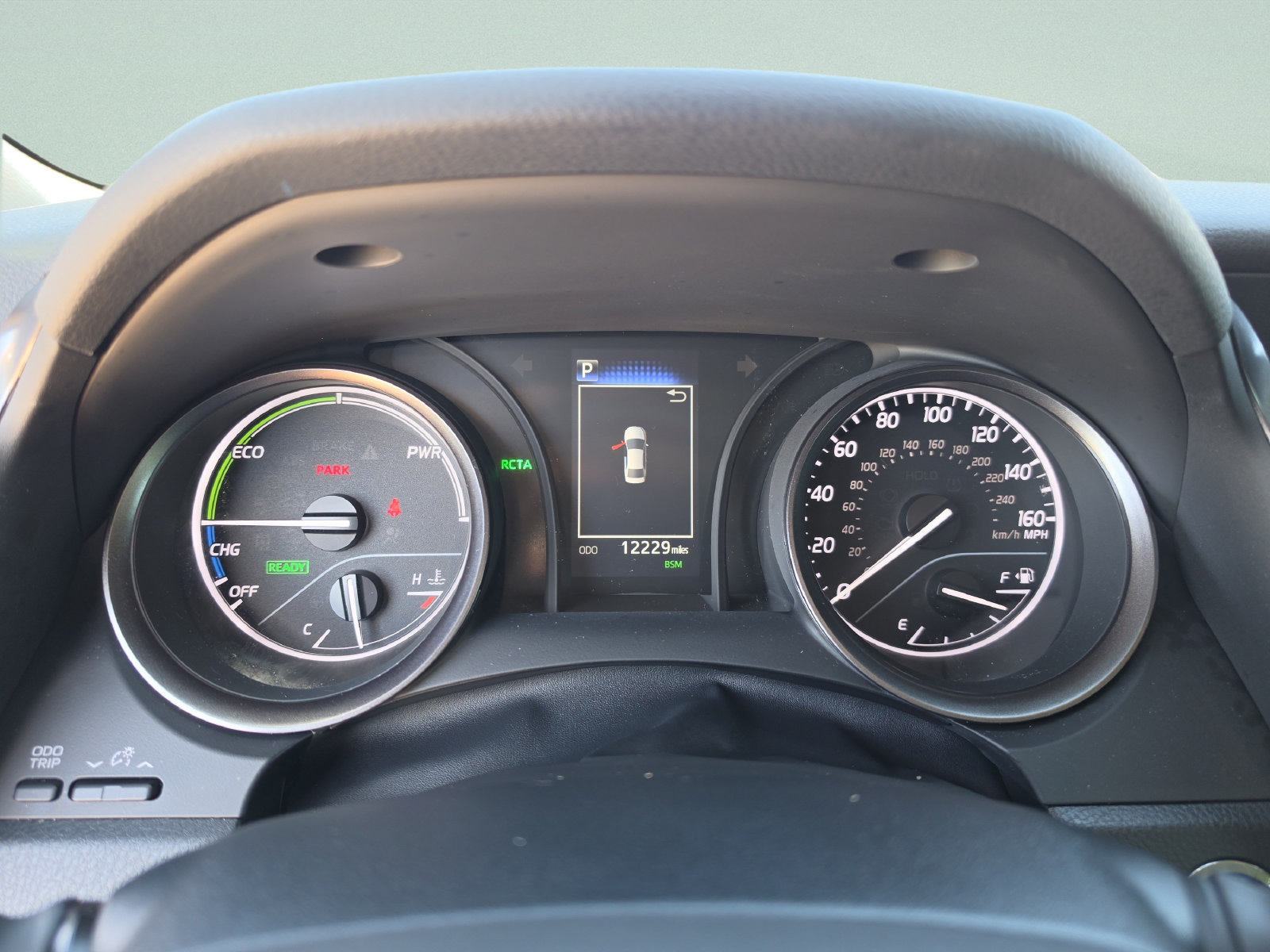 2024 Toyota Camry SE - Photo 36
