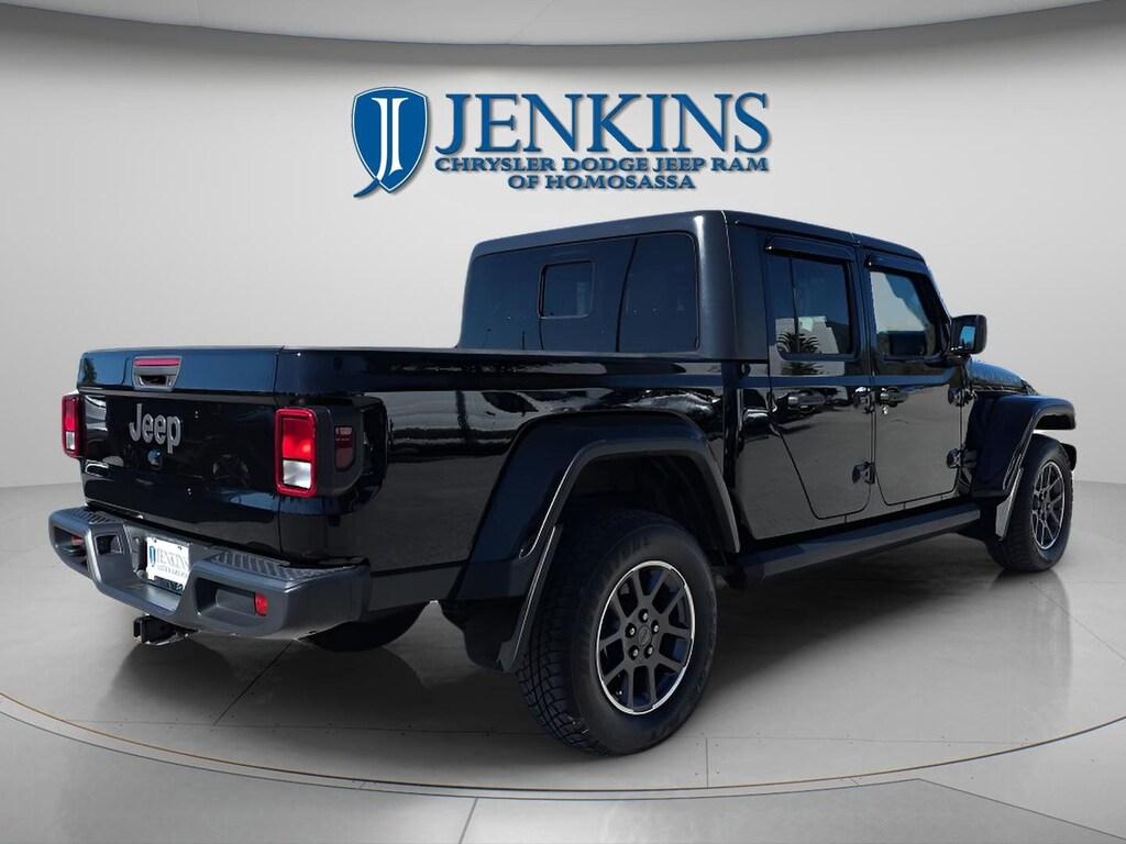 Used 2021 Jeep Gladiator Sport Truck Crew Cab