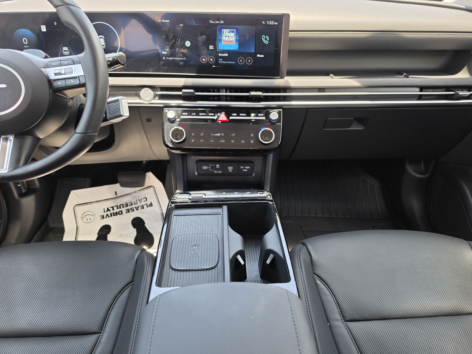 2025 Hyundai Tucson Limited - Photo 18