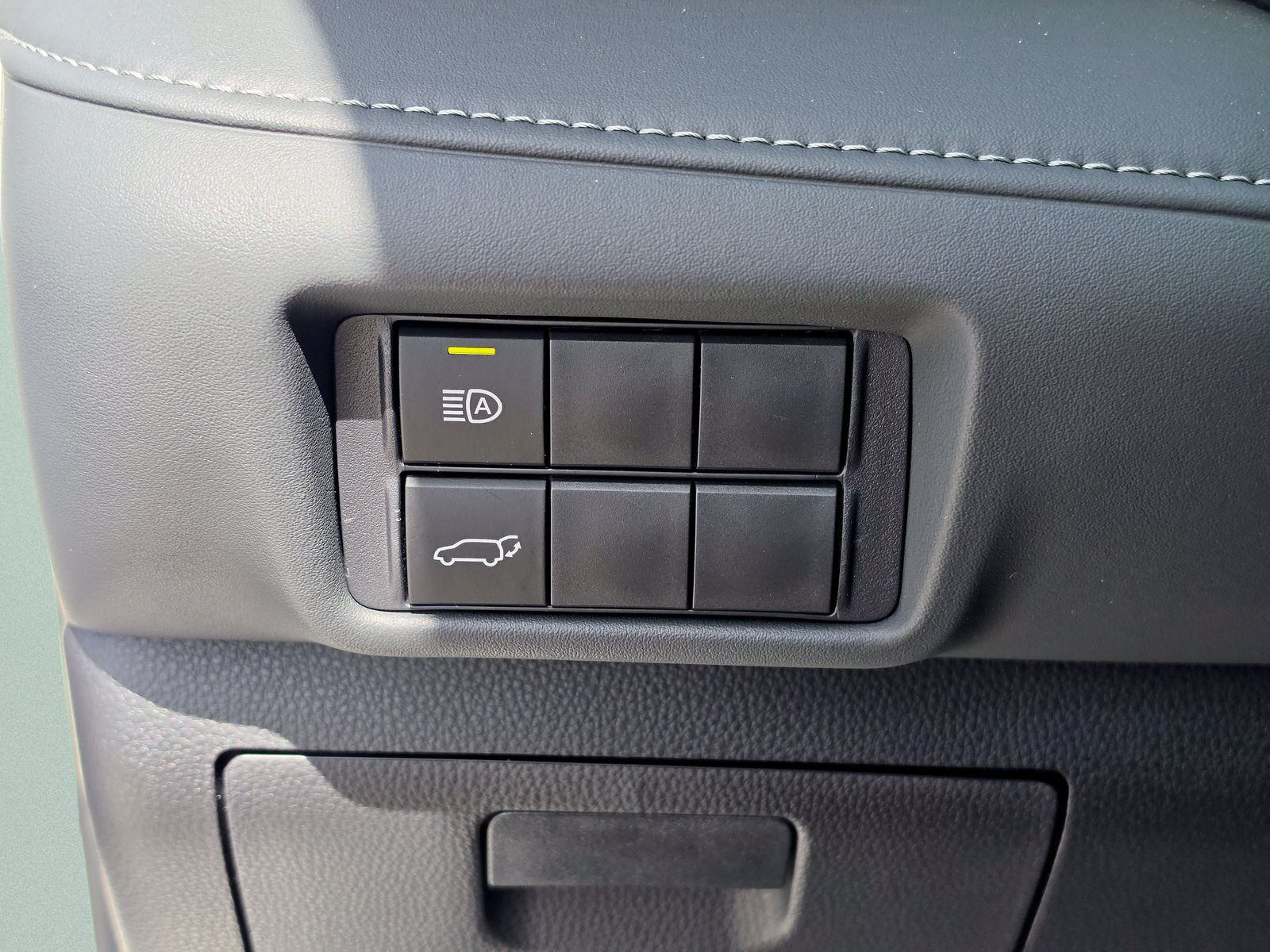 2025 Toyota Highlander XLE Nightshade - Photo 31