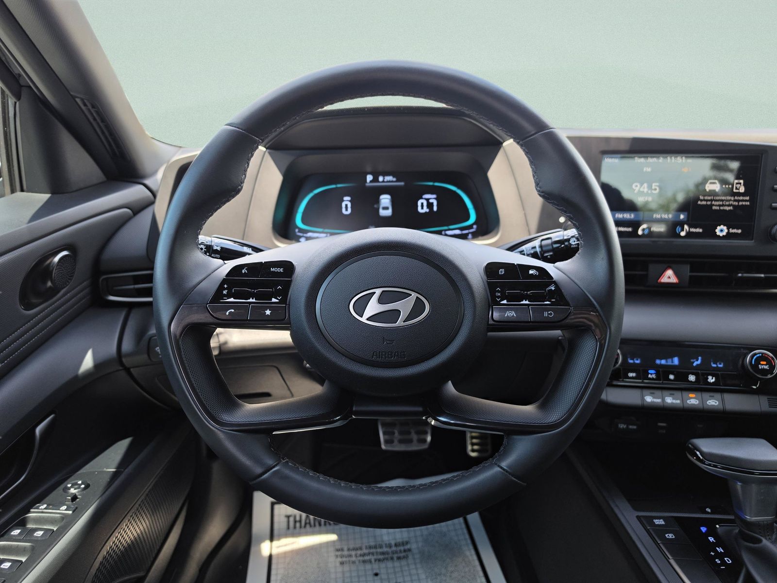2025 Hyundai Elantra SEL - Photo 16