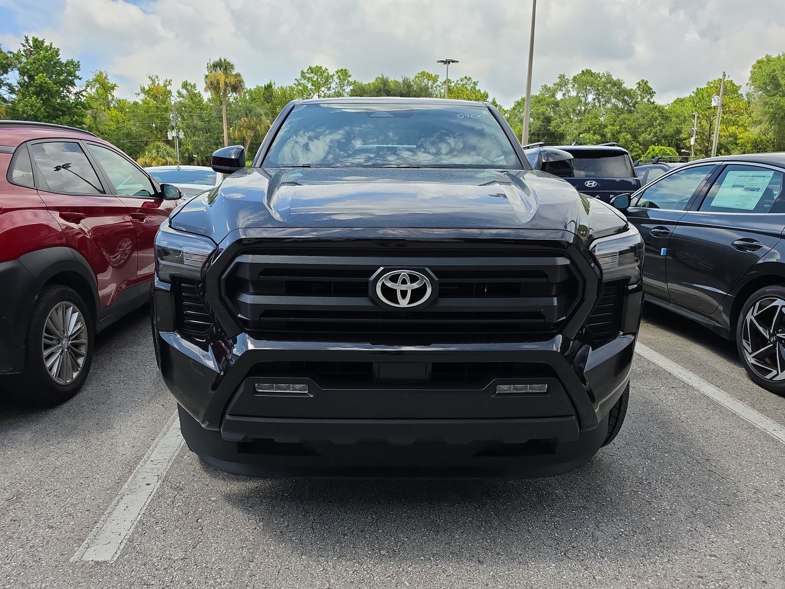 2024 Toyota Tacoma SR5 - Photo 8