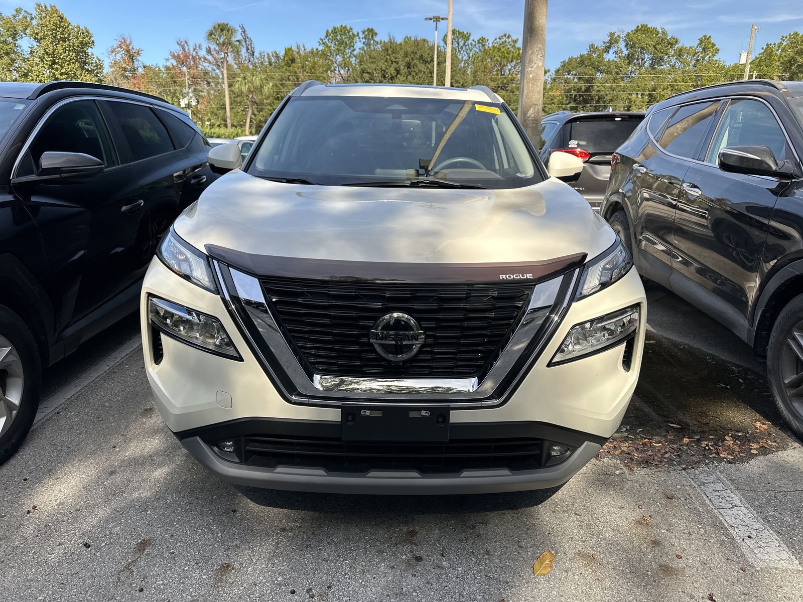 2021 Nissan Rogue SL photo 2