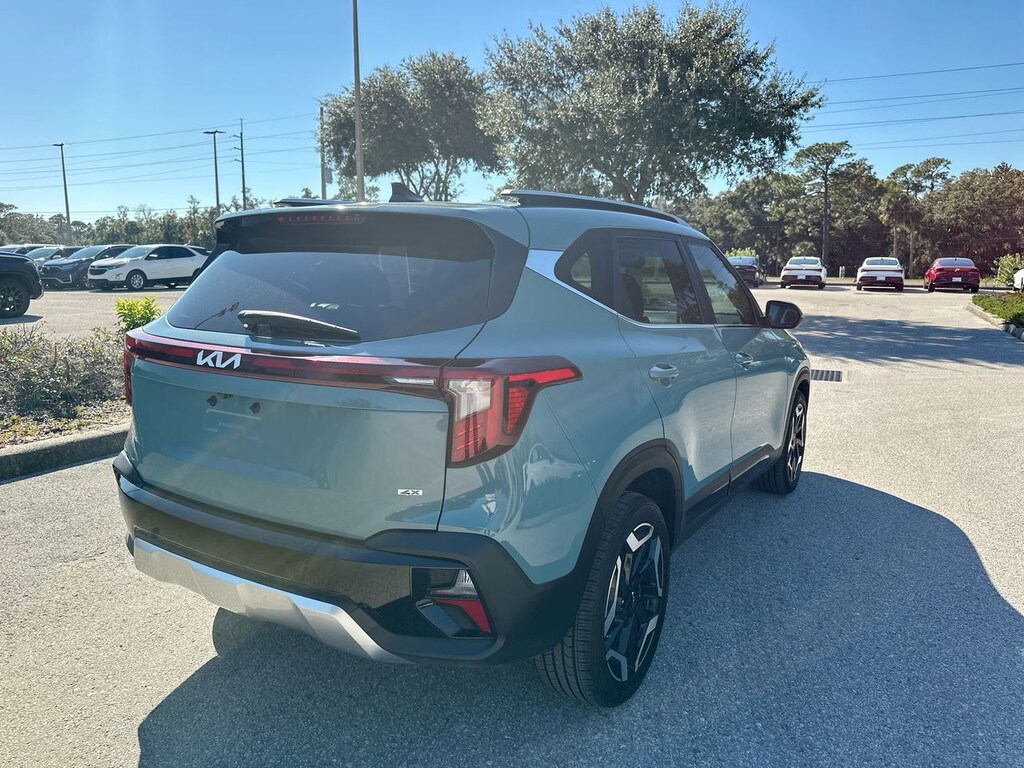 Used 2025 Kia Seltos SX SUV