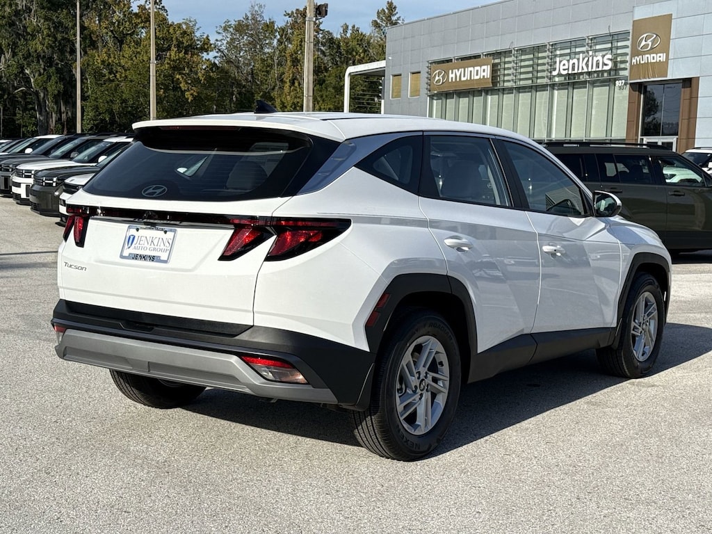 New 2026 Hyundai Tucson SE SUV