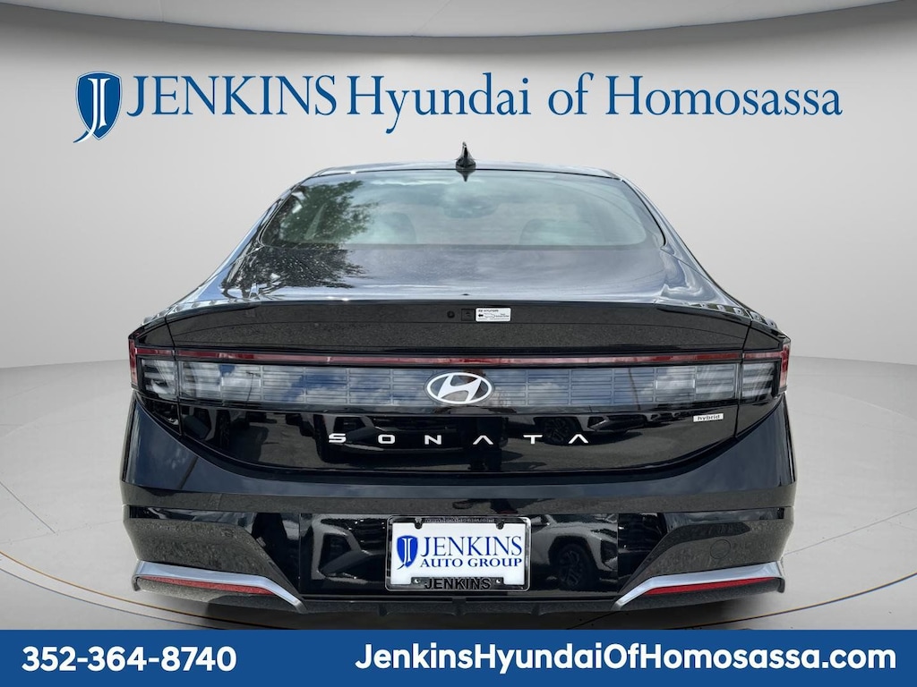 New 2025 Hyundai Sonata Hybrid SEL Sedan