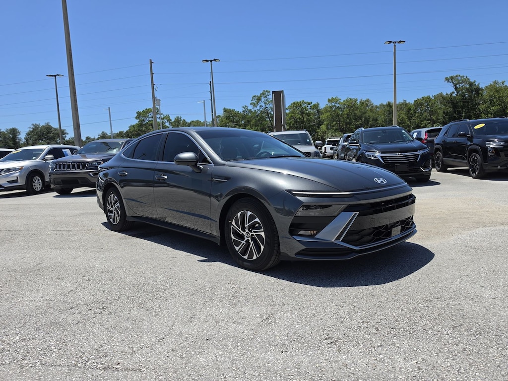New 2026 Hyundai Sonata Hybrid Blue Sedan
