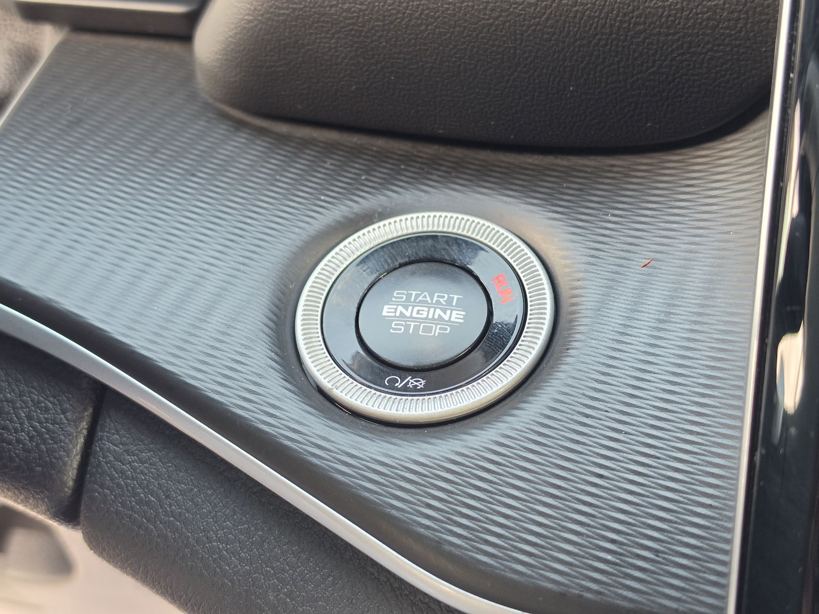 2024 Jeep Grand Cherokee Laredo - Photo 36