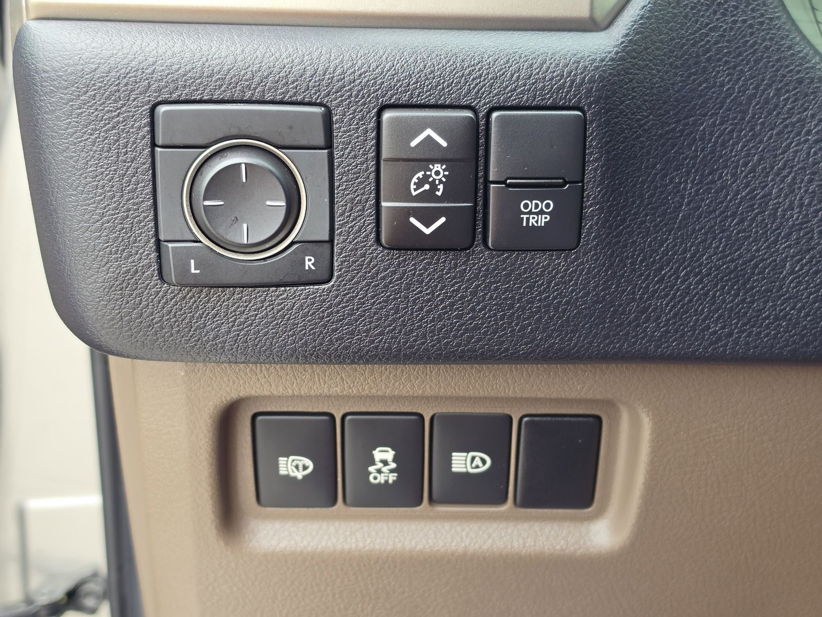 2020 Lexus GX PREMIUM - Photo 30