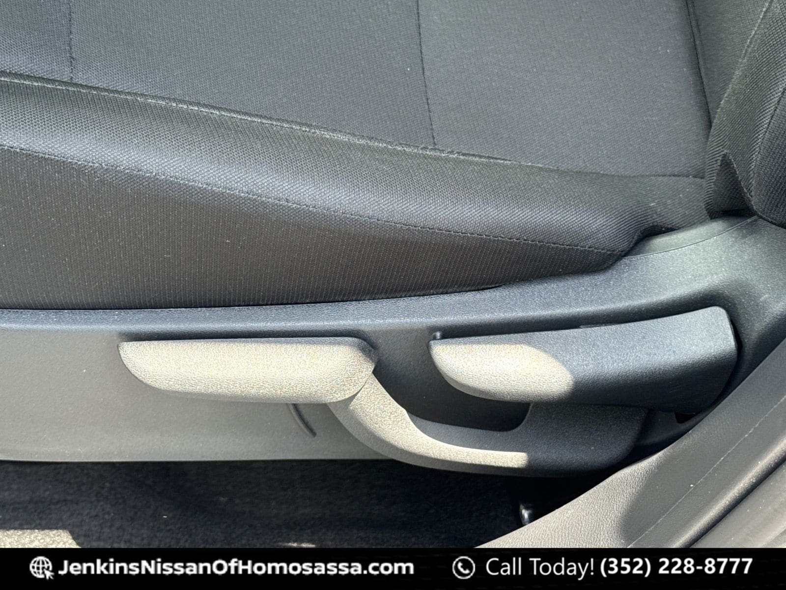 2023 Nissan Kicks S - Photo 29