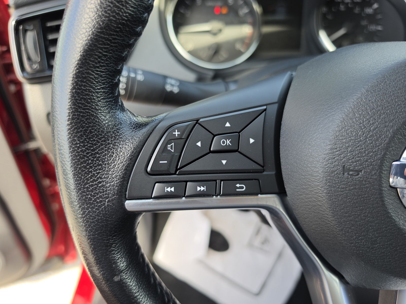 2022 Nissan Rogue Sport SV - Photo 33