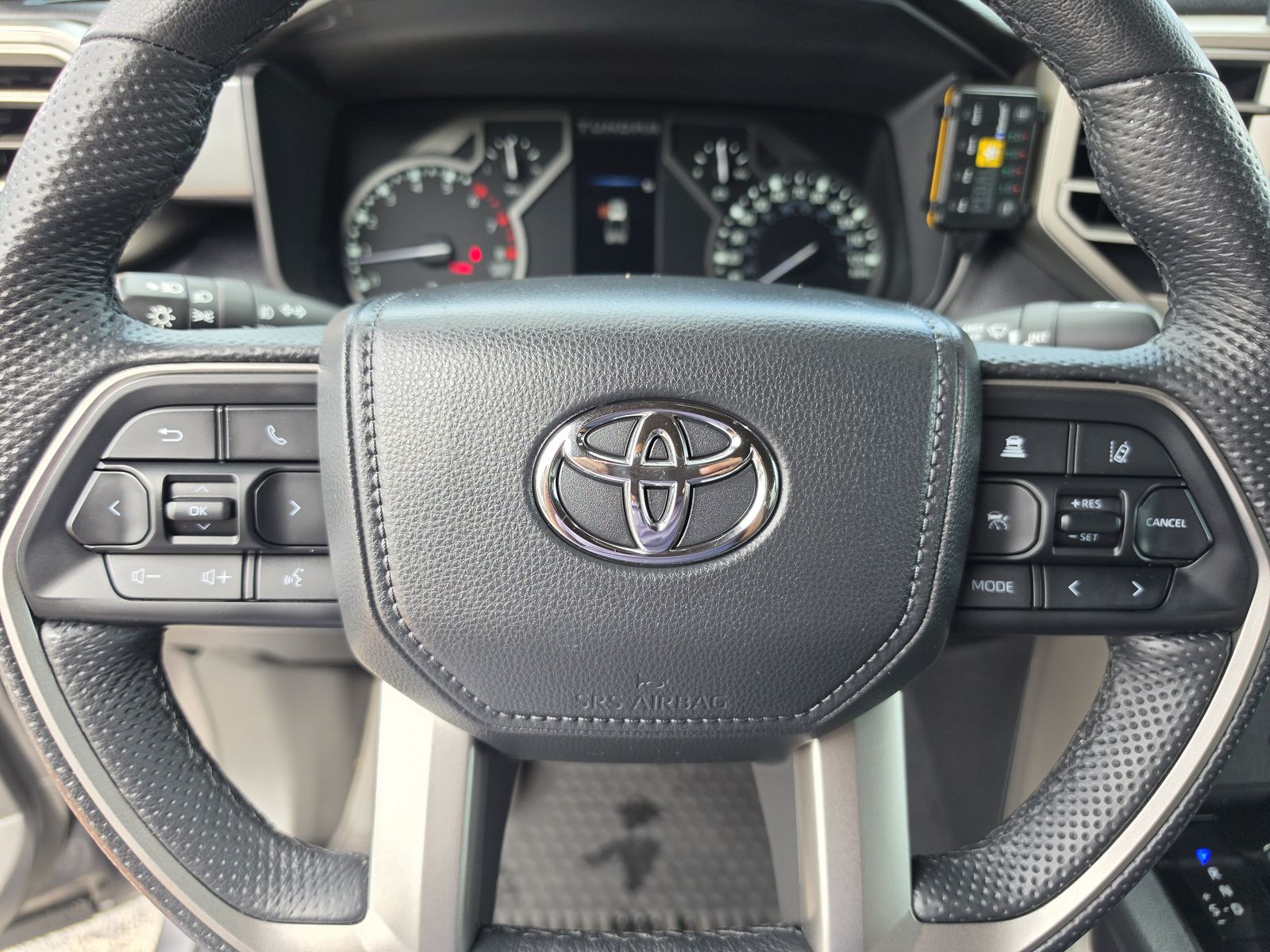 2025 Toyota Tundra SR5 - Photo 31