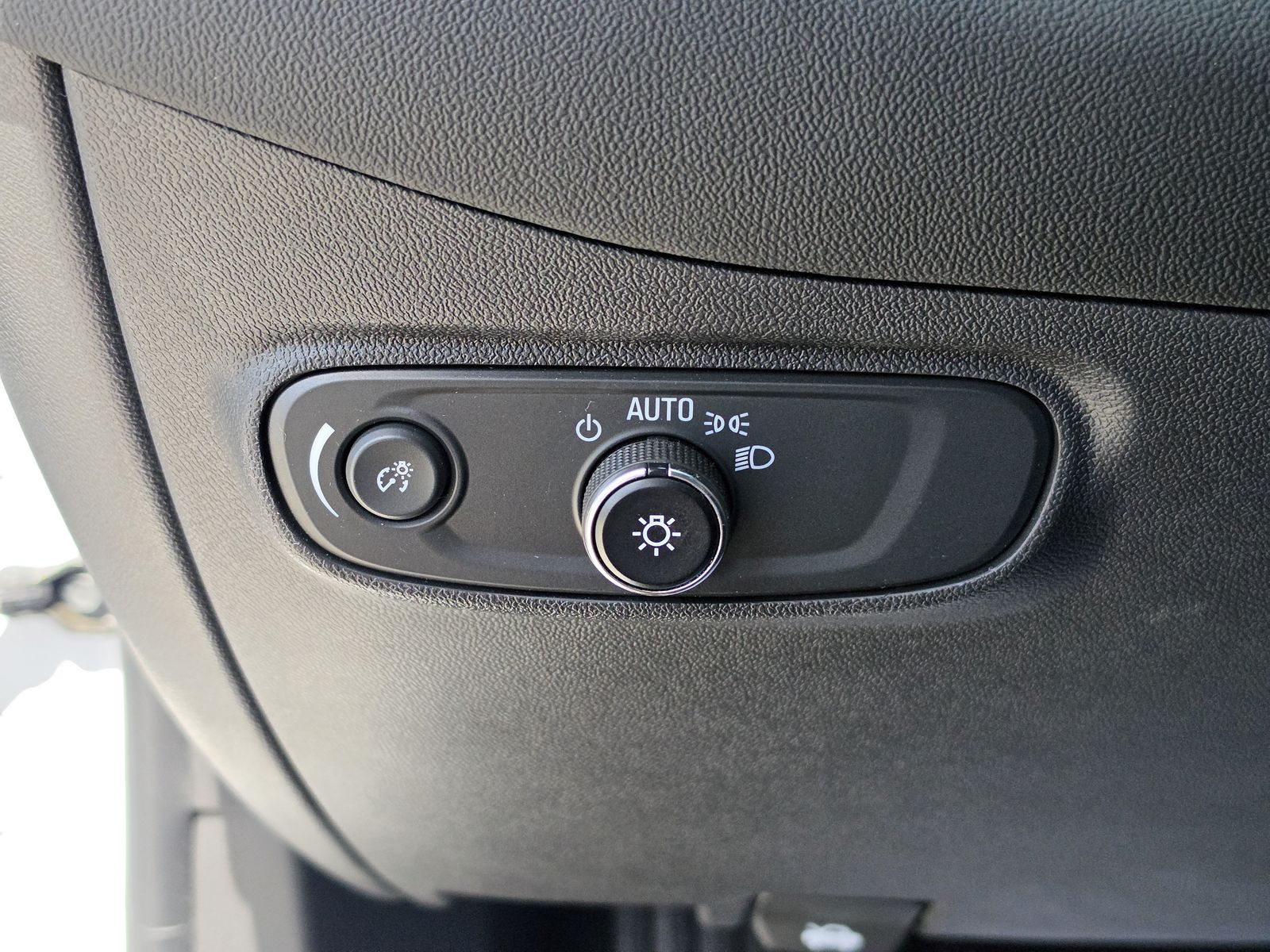 2023 Chevrolet Equinox RS - Photo 34